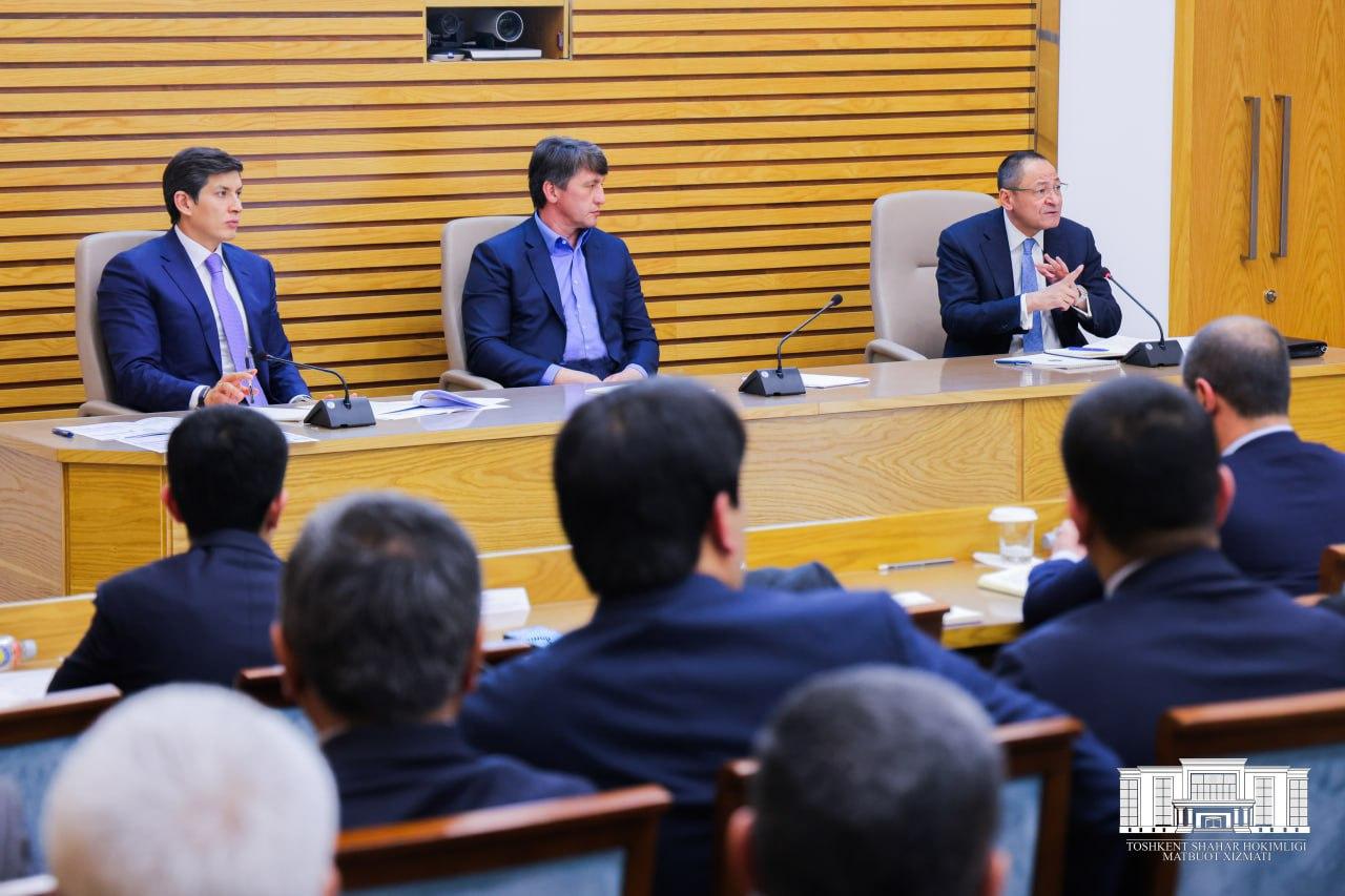 В хокимияте Ташкента состоялось расширенное совещание, посвящённое дальнейшему развитию физической культуры и спорта.