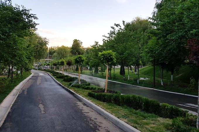 Массовая пробежка SOG‘LOM HAYOT SARI в Eco Park